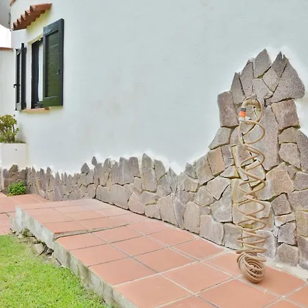 Villa Lary Geremeas